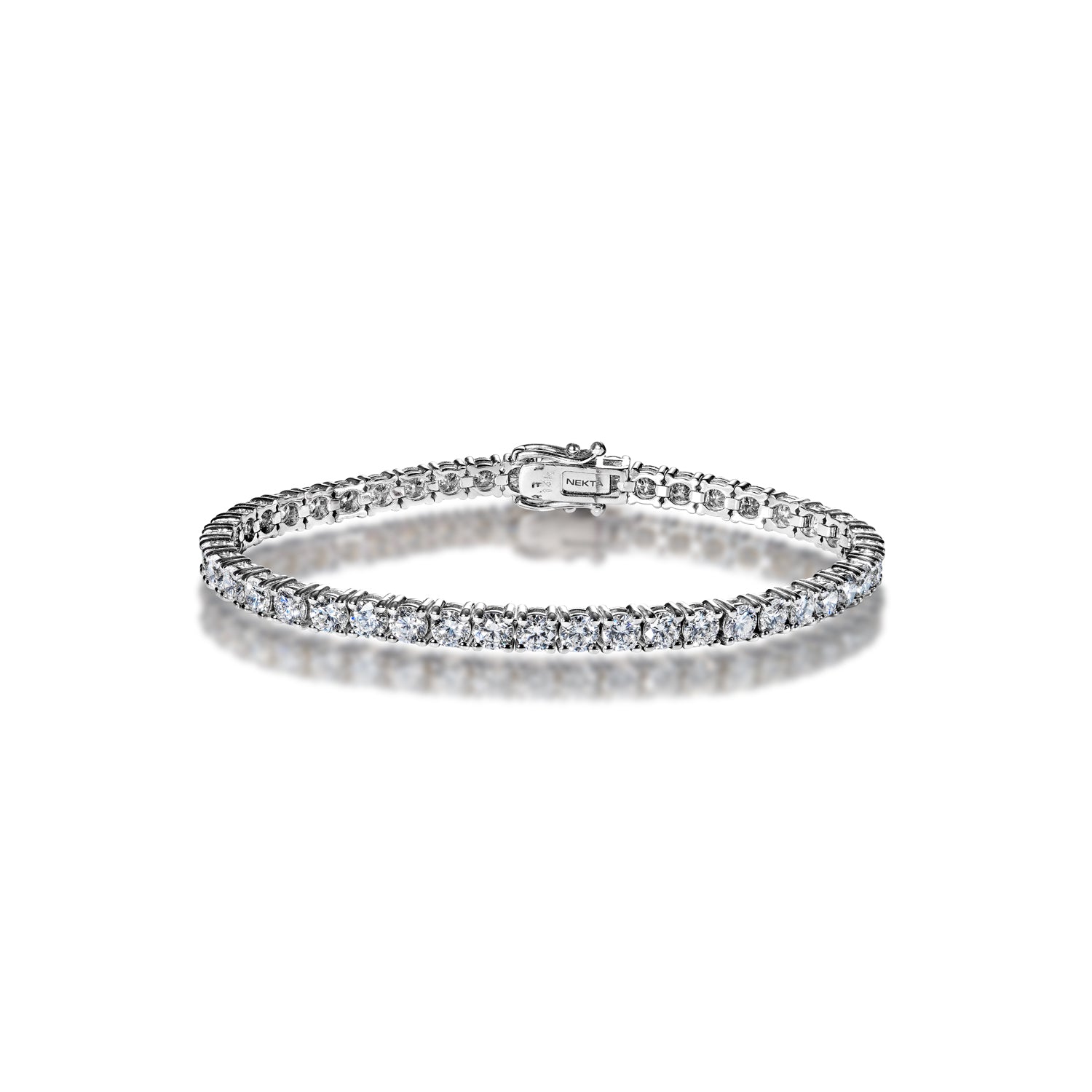 9 Carat Round Brilliant Lab Grown Diamond Tennis Bracelet Front