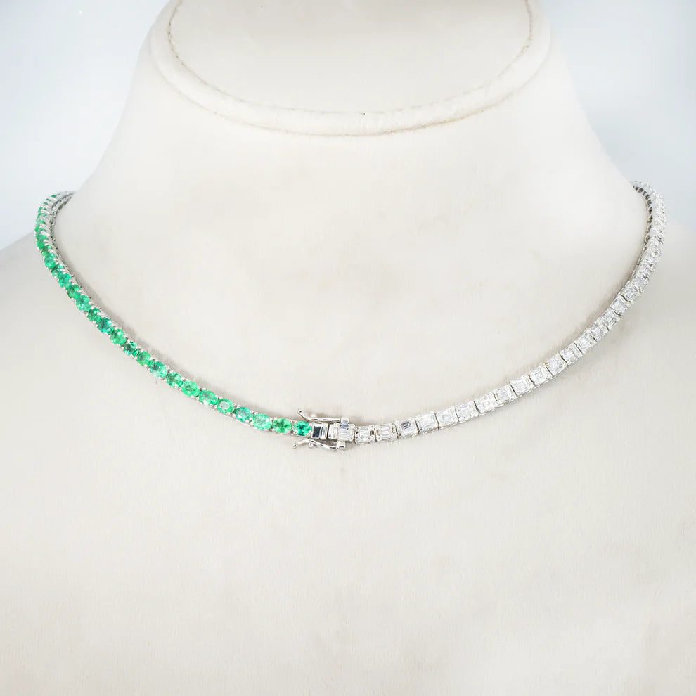 14K White Gold Oval Cut Emerald & Diamond Drop Necklace Back